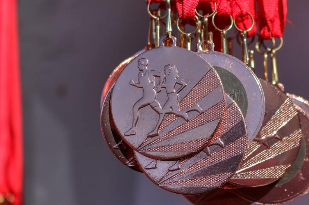 running, profit, sports-4543861.jpg